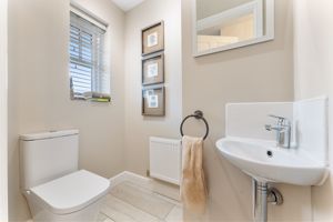 Guest WC- click for photo gallery